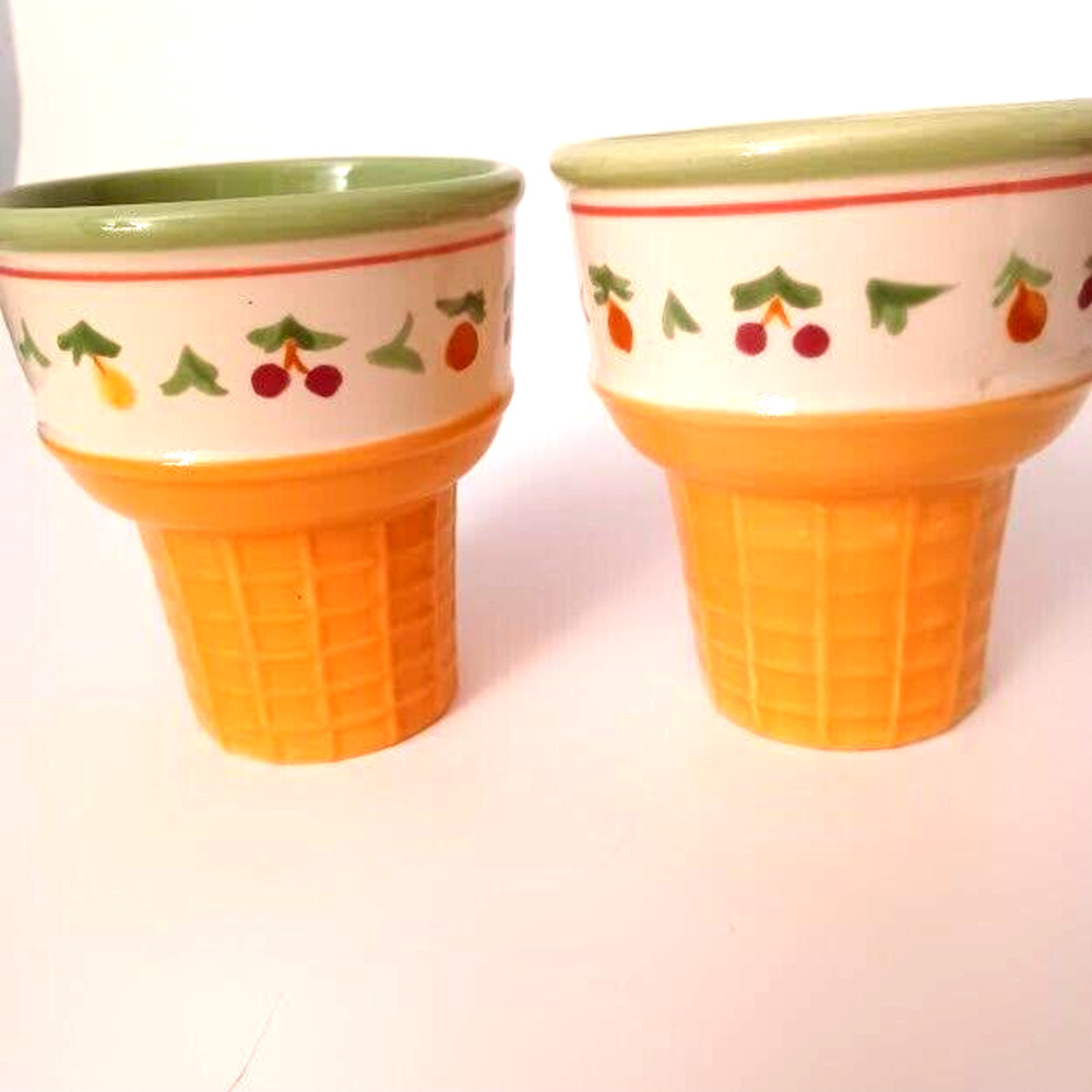 Pfaltzgraff "The Secrets of Pistoulet" Jane Kolpen Dessert Dishes Yellow Green